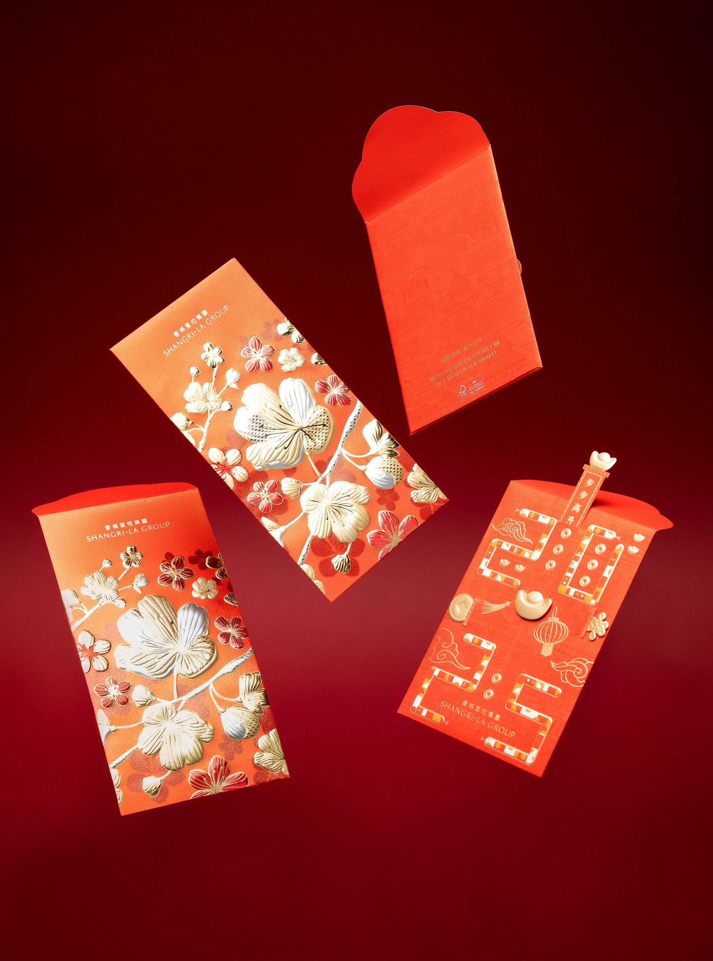 Crafting prosperity, one meticulous detail at a time. 🌺

We are truly honoured that Shangri-La Group entrusted us with bringing their vision for their red packet to life. It was a journey of shared values—where their pursuit of excellence met our dedication to craft.

Every curve of the serpentine motif, every choice of foil and finish, was a conversation in quality. It’s more than a red packet; it’s a tactile wish for prosperity, designed to be held, admired, and treasured.

Thank you, @shangrilahotels for the trust. It’s a joy to create for a brand that mirrors our belief that beauty lies in the detail.

#ecoartgroup #redpacket #paperart #designhk #hkdesign #hkredpacket #angbao #cnyhk #angbaohk #printingservices